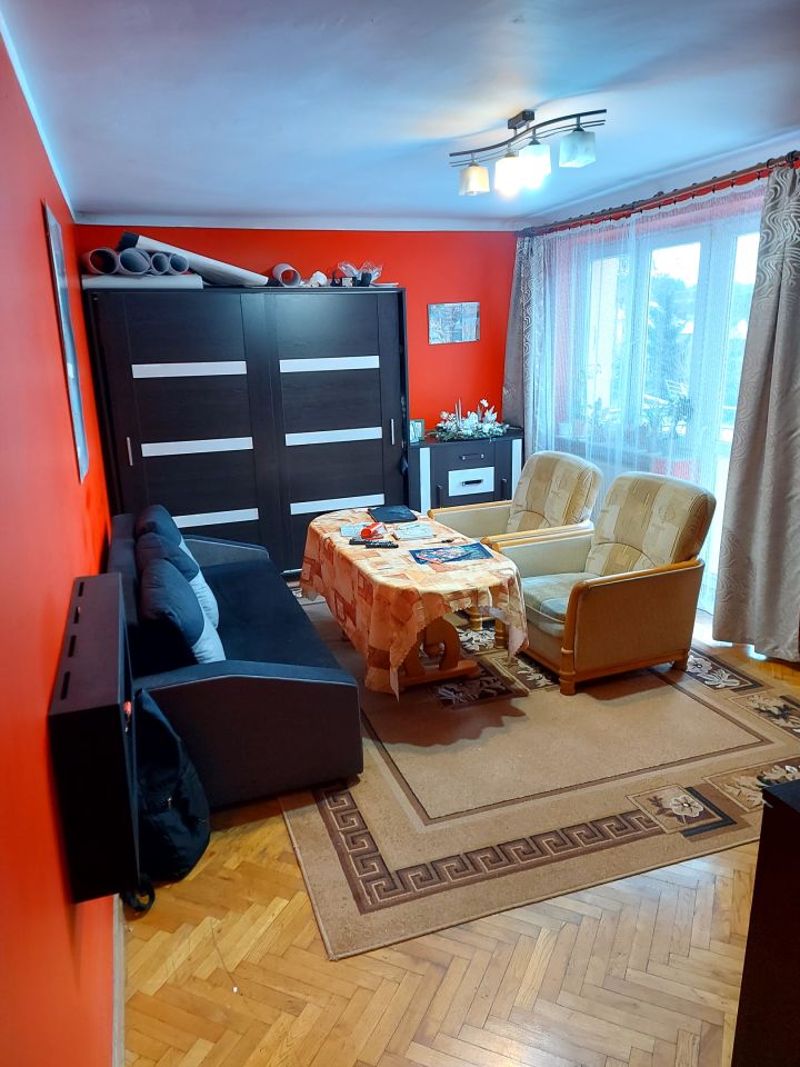 Mieszkanie 3-pokojowe Albigowa. Zdjęcie 8