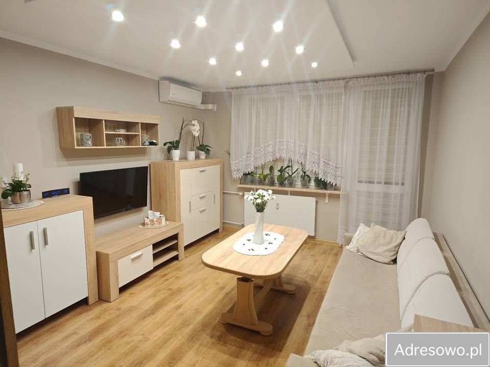 Mieszkanie 3-pokojowe Żagań, ul. Osiedle na Górce. Zdjęcie 1