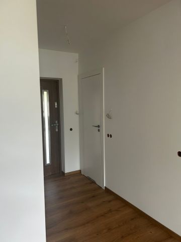 dom wolnostojący, 4 pokoje Pobłocie. Zdjęcie 9