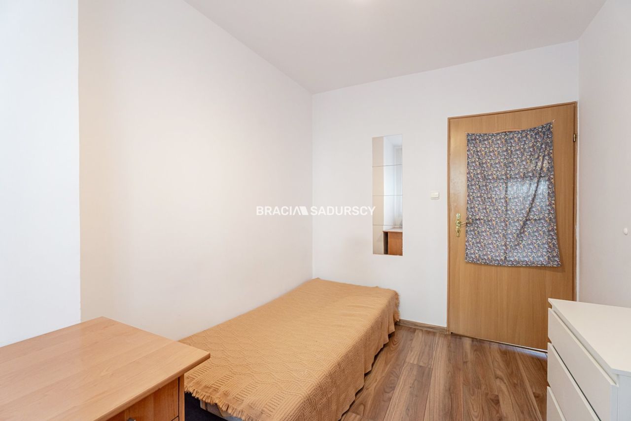 Mieszkanie 3-pokojowe Kraków Mistrzejowice, os. Oświecenia. Zdjęcie 12