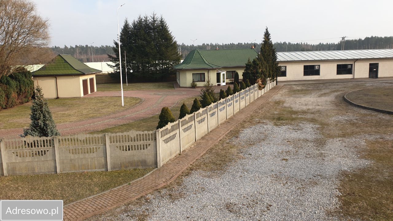 Hala/magazyn Krogulcza Sucha. Zdjęcie 9