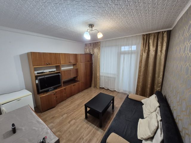 Mieszkanie 1-pokojowe Dzierżoniów, os. Kolorowe. Zdjęcie 1