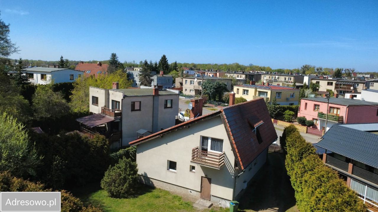 dom wolnostojący, 5 pokoi Nekla, ul. Sienkiewicza. Zdjęcie 1