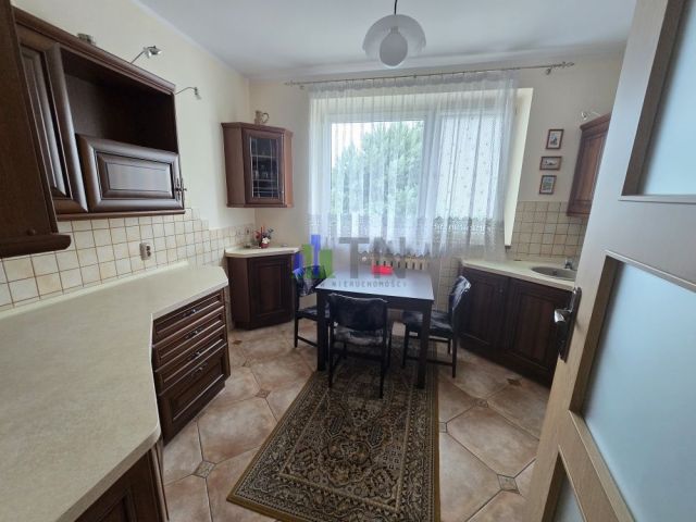 dom wolnostojący, 5 pokoi Kamieniec Wrocławski, ul. Cichy Kącik. Zdjęcie 15