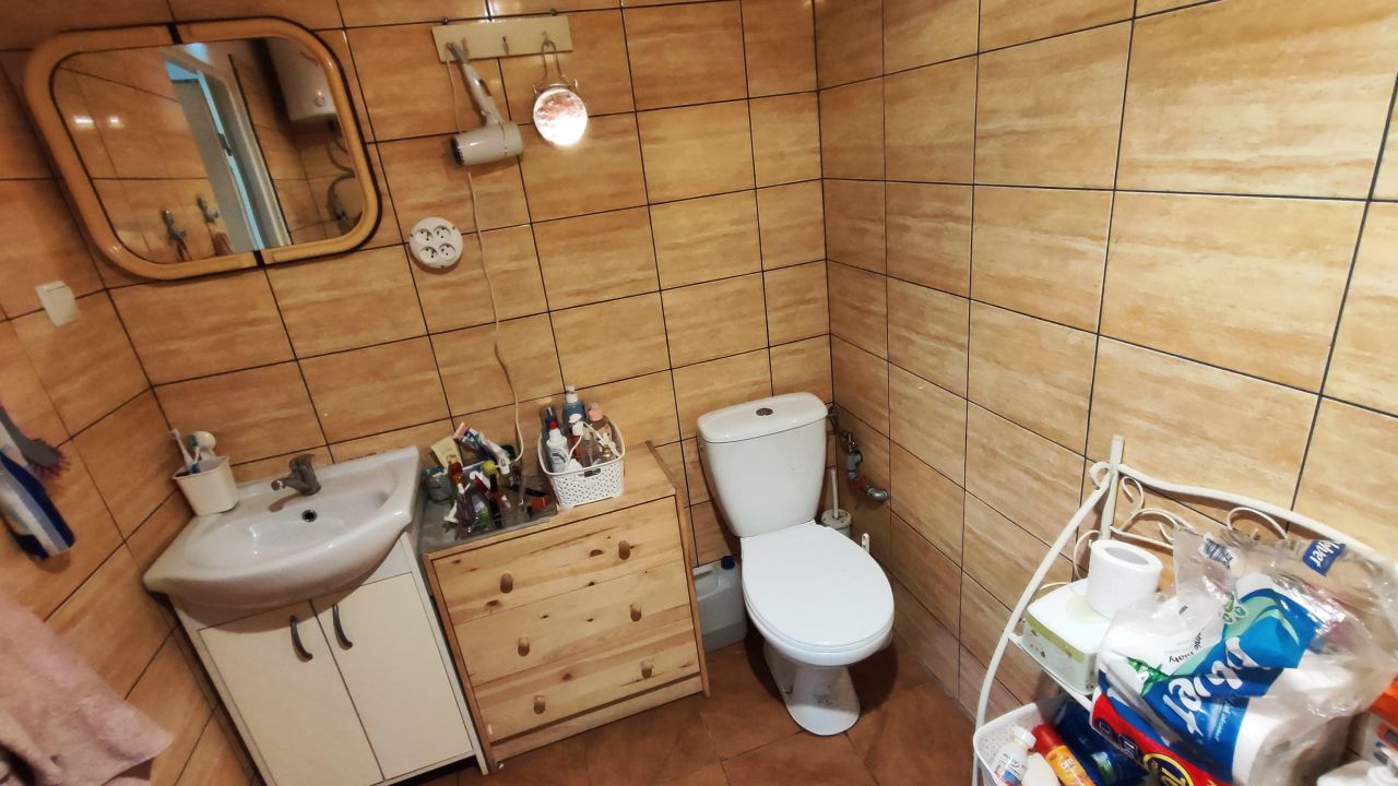 dom wolnostojący, 1 pokój Bieliny. Zdjęcie 7