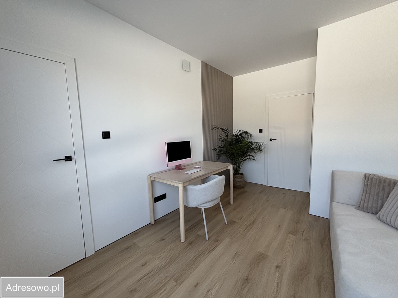 Mieszkanie 5-pokojowe Legionowo, ul. Zbigniewa Herberta. Zdjęcie 2