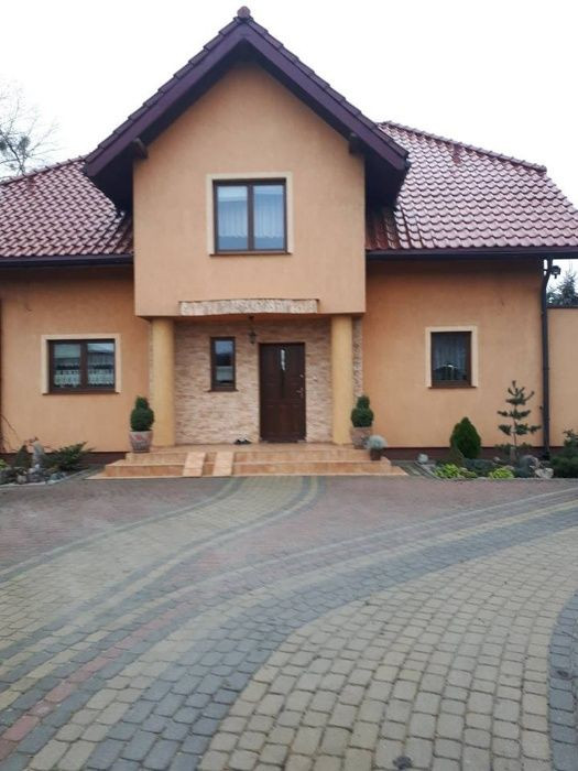 dom wolnostojący Rogówko