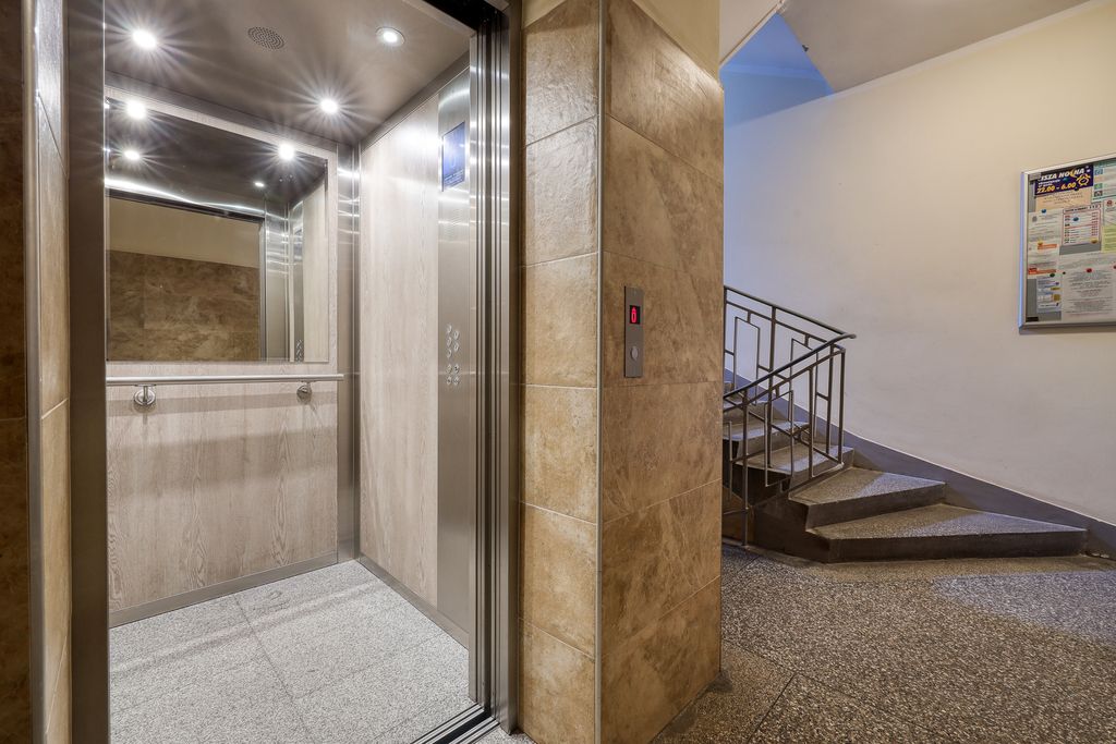 Mieszkanie 3-pokojowe Warszawa Śródmieście, ul. Wilcza. Zdjęcie 11