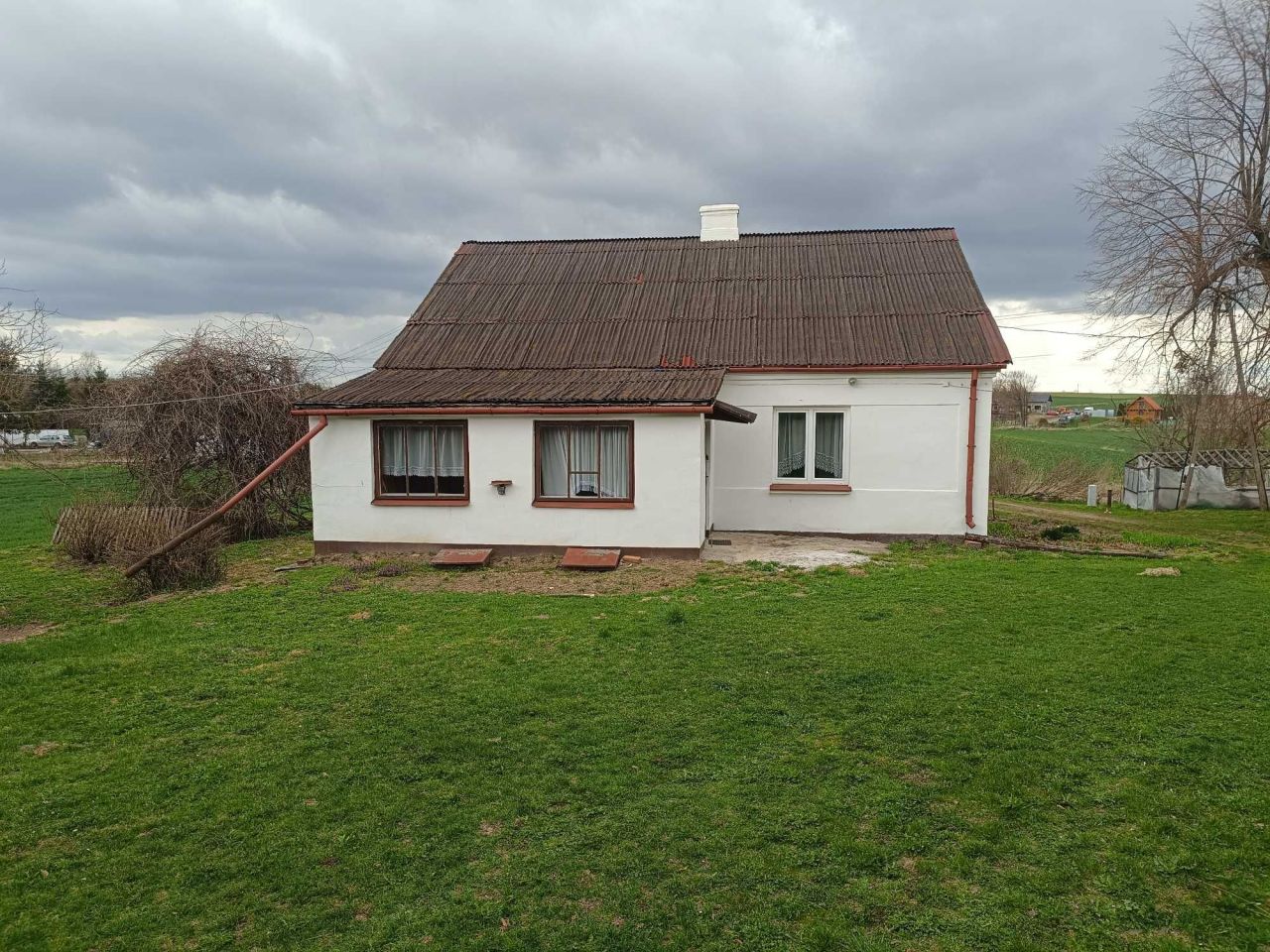 dom wolnostojący, 3 pokoje Rozłopy. Zdjęcie 7