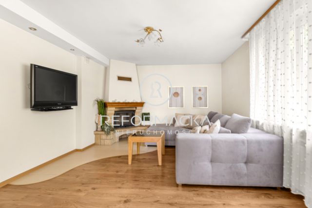 dom wolnostojący, 6 pokoi Wysoka Głogowska. Zdjęcie 9