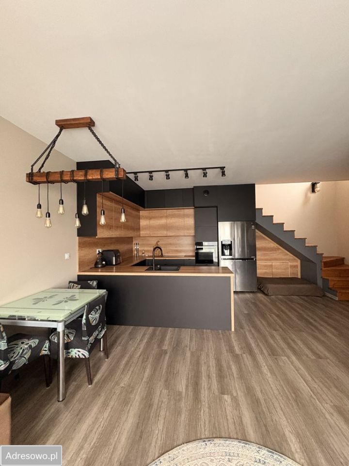 dom szeregowy, 3 pokoje Wilczyce. Zdjęcie 11