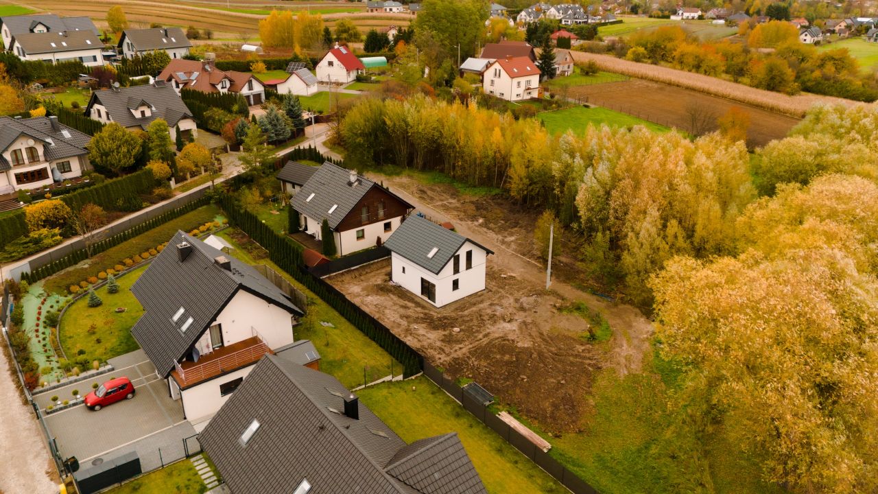 dom wolnostojący, 4 pokoje Pielgrzymowice Baniówka, ul. Błoniówka. Zdjęcie 4