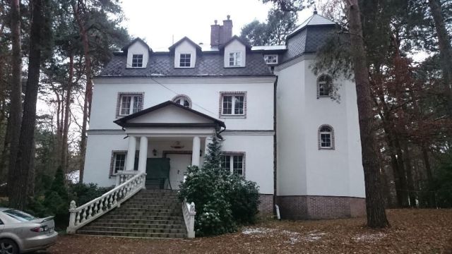 Biuro Piaseczno Zalesie Dolne. Zdjęcie 1