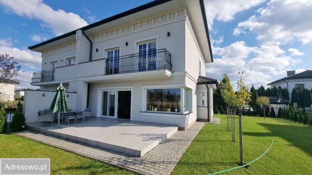 bliźniak, 6 pokoi Pęcice Małe. Zdjęcie 1