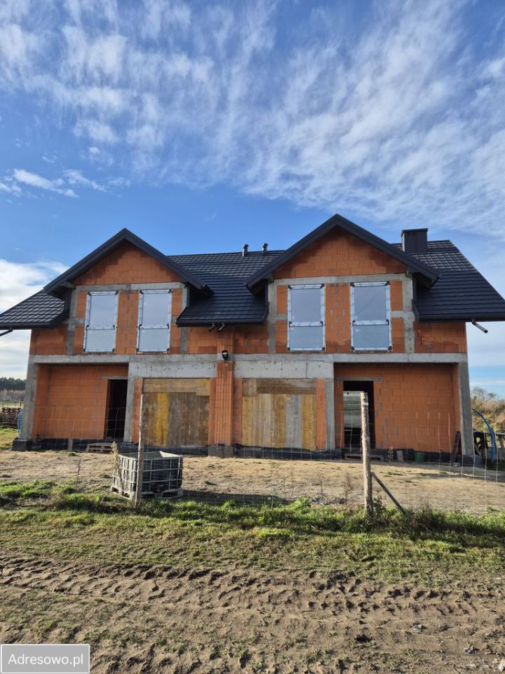 bliźniak, 4 pokoje Leszczydół-Nowiny. Zdjęcie 1