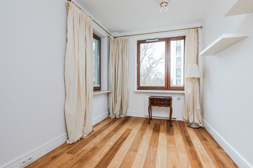 Mieszkanie 4-pokojowe Warszawa Śródmieście, ul. Leona Kruczkowskiego. Zdjęcie 28