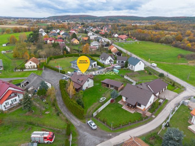 dom wolnostojący, 5 pokoi Kłokoczyn, ul. Wesoła. Zdjęcie 1