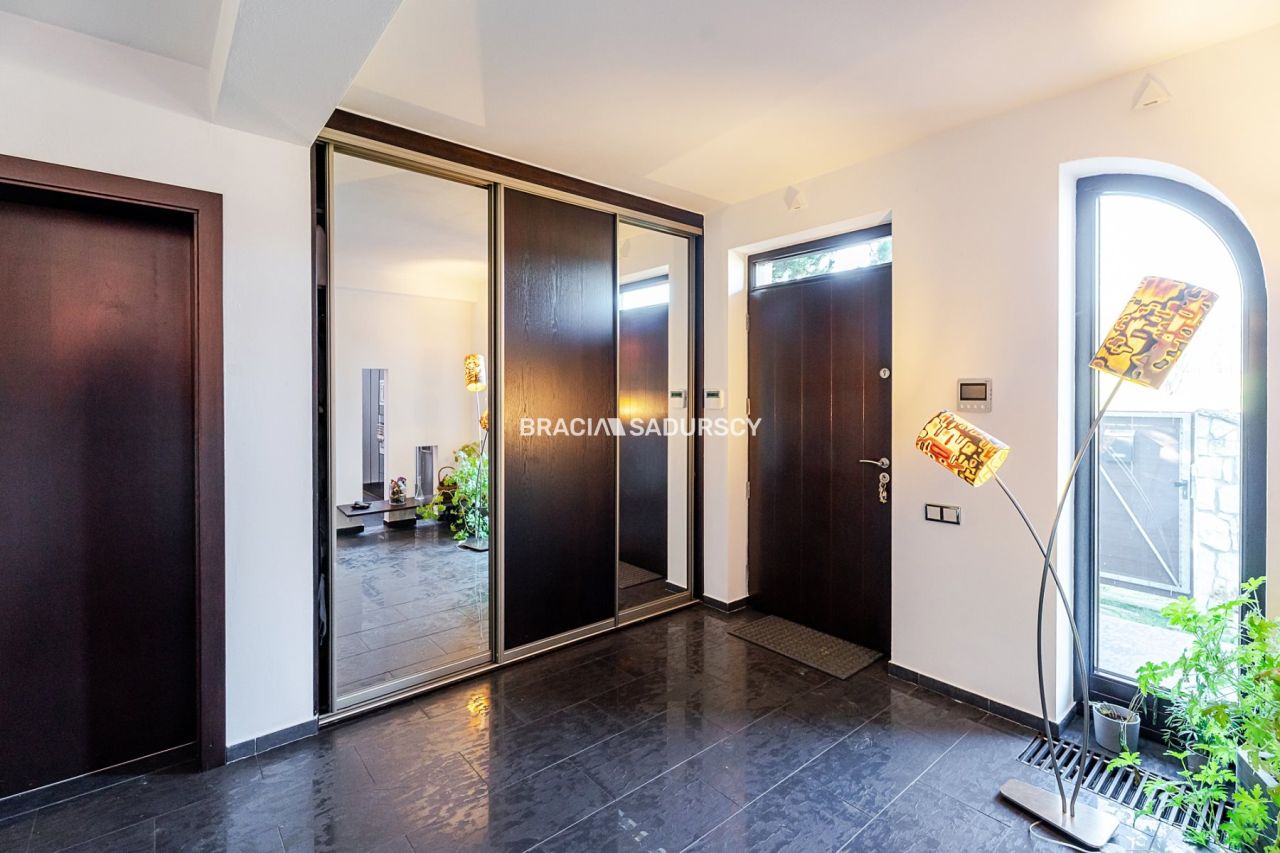 dom, 4 pokoje Lusina, ul. Spacerowa. Zdjęcie 17