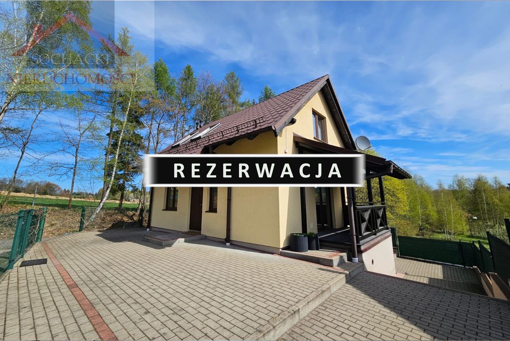 dom wolnostojący, 3 pokoje Karłowice. Zdjęcie 1