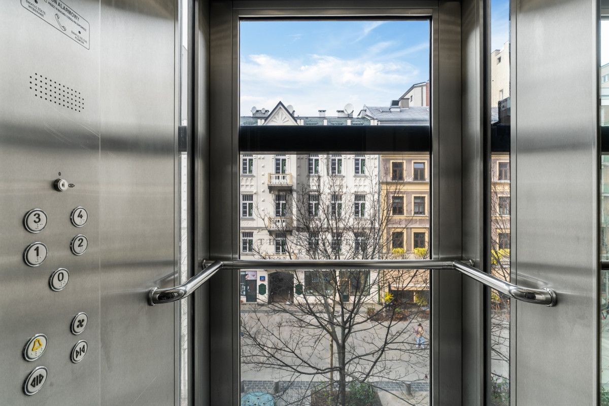 Mieszkanie 2-pokojowe Warszawa Śródmieście, ul. Chmielna. Zdjęcie 19