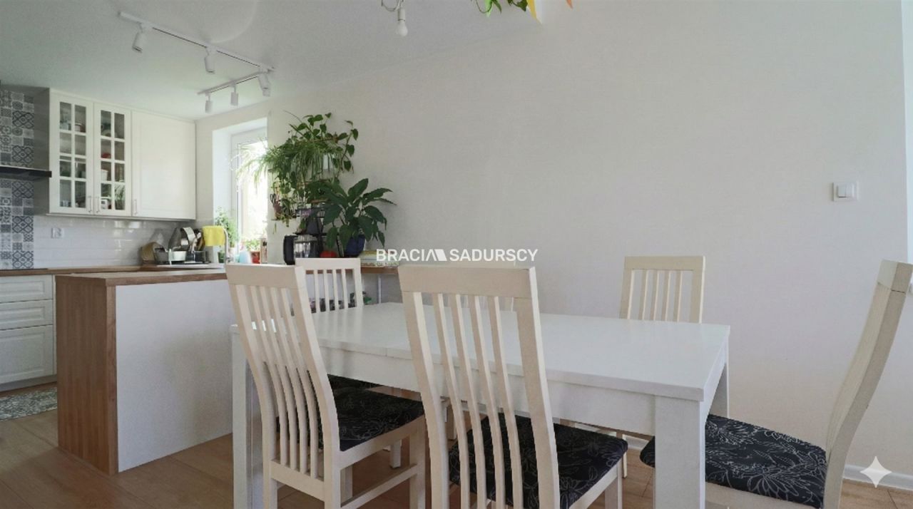 dom wolnostojący, 6 pokoi Kraków Nowa Huta, ul. Rumiankowa. Zdjęcie 14