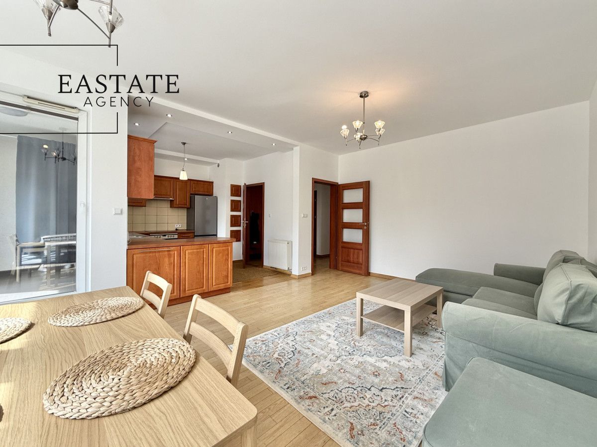 Mieszkanie 3-pokojowe Warszawa Śródmieście, ul. Stawki. Zdjęcie 1