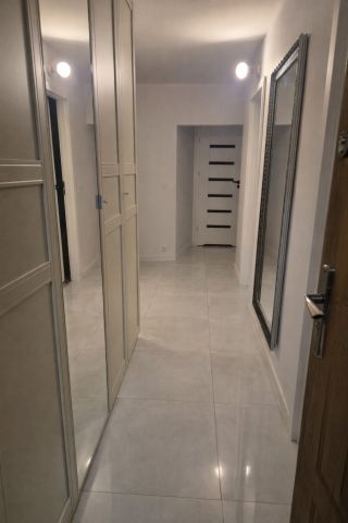 Mieszkanie 4-pokojowe Łomża, ul. Juliusza Słowackiego. Zdjęcie 1