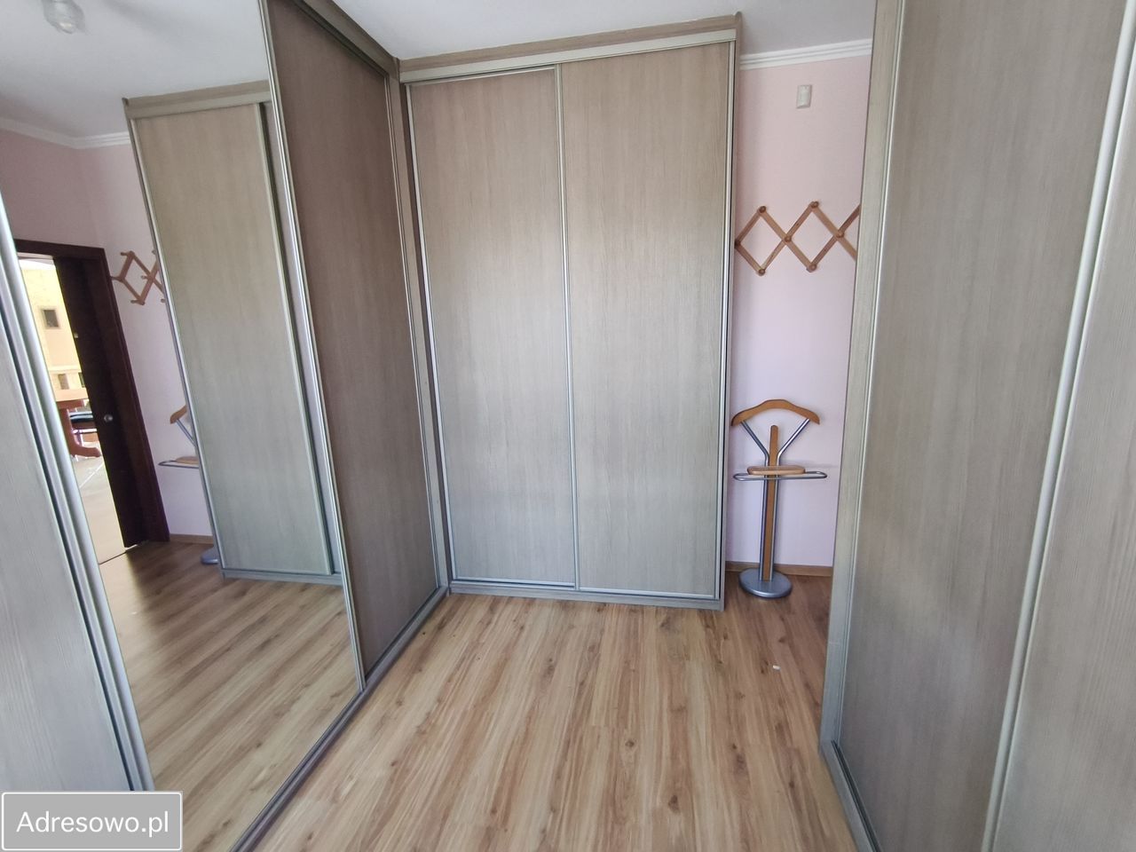 dom wolnostojący, 5 pokoi Drogomyśl. Zdjęcie 2
