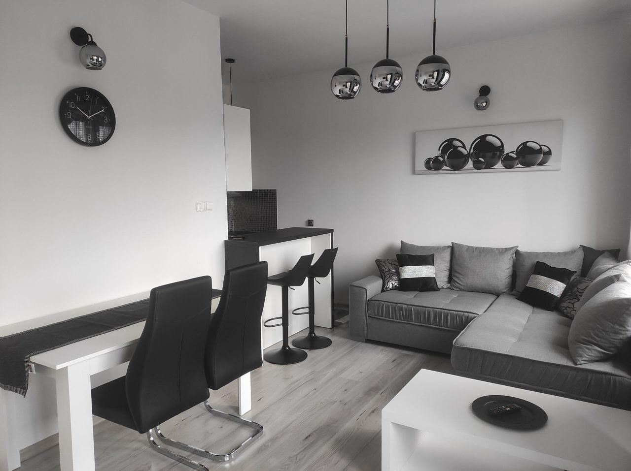 Mieszkanie 1-pokojowe Nowy Targ Bór, os. Bór. Zdjęcie 2