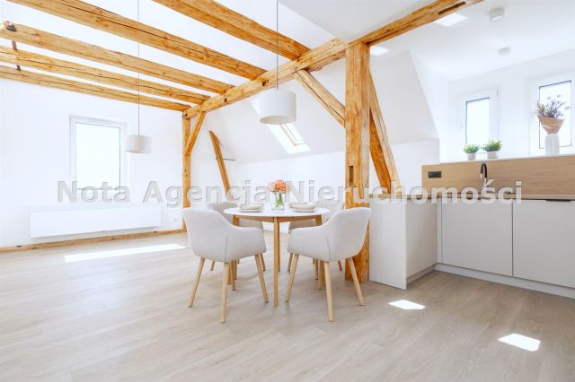 Mieszkanie 4-pokojowe Wałbrzych Podgórze, ul. Niepodległości. Zdjęcie 2