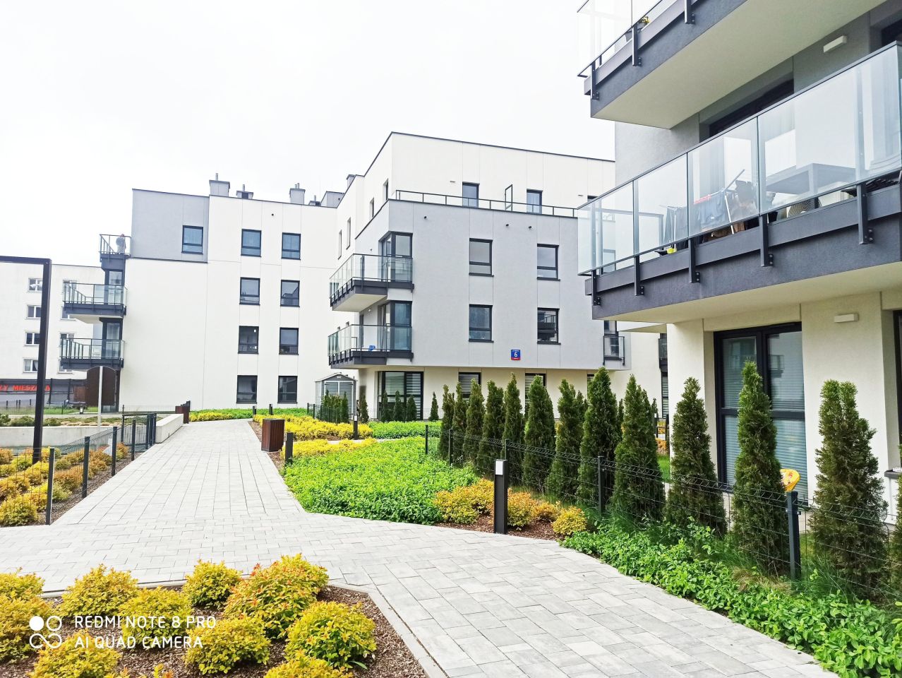 Mieszkanie 3-pokojowe Zamienie, ul. Anyżkowa. Zdjęcie 2