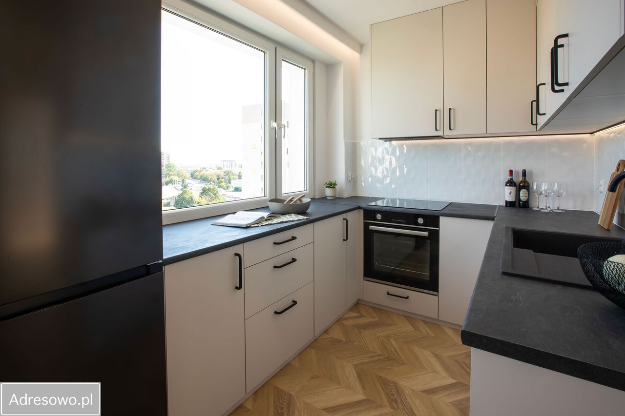 Mieszkanie 3-pokojowe Konin, ul. Przemysłowa. Zdjęcie 7