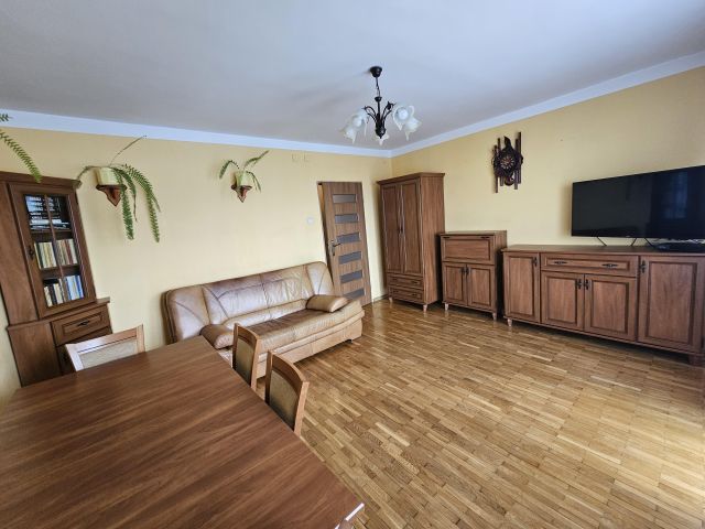 Mieszkanie 3-pokojowe Radom Gołębiów, ul. Stefanii Sempołowskiej. Zdjęcie 1