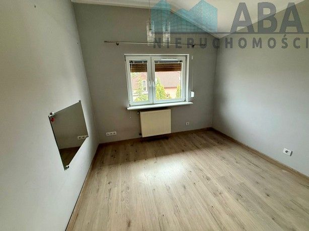 dom wolnostojący, 5 pokoi Kramsk, ul. Adama Mickiewicza. Zdjęcie 5