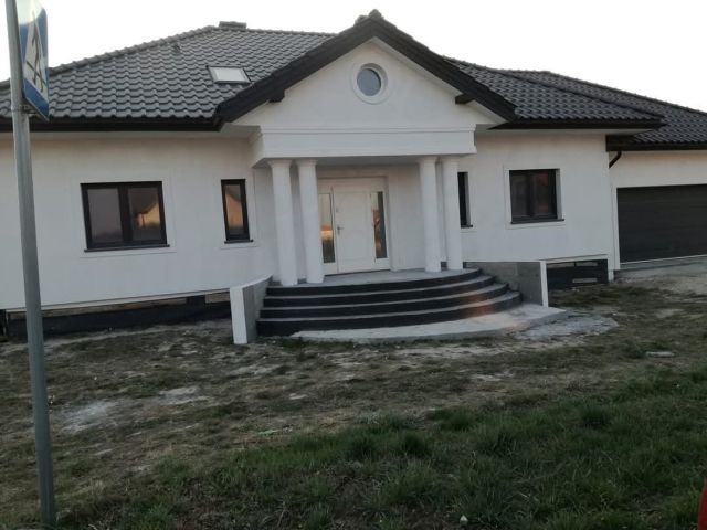 dom wolnostojący Małogoszcz. Zdjęcie 1