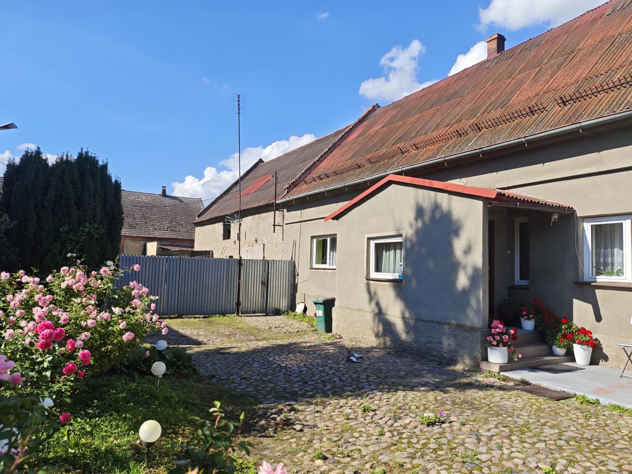 gospodarstwo, 3 pokoje Bucze. Zdjęcie 3