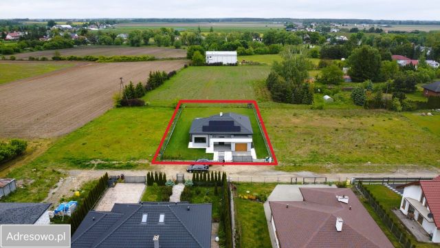 dom wolnostojący, 4 pokoje Mochle. Zdjęcie 1