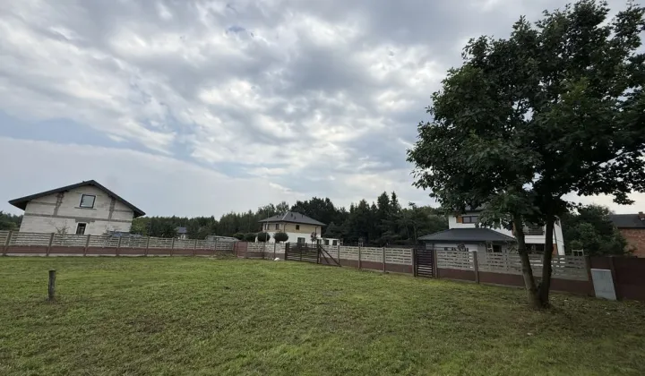 Działka budowlana Altanka