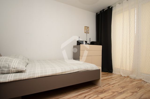 dom wolnostojący, 4 pokoje Strażów. Zdjęcie 8