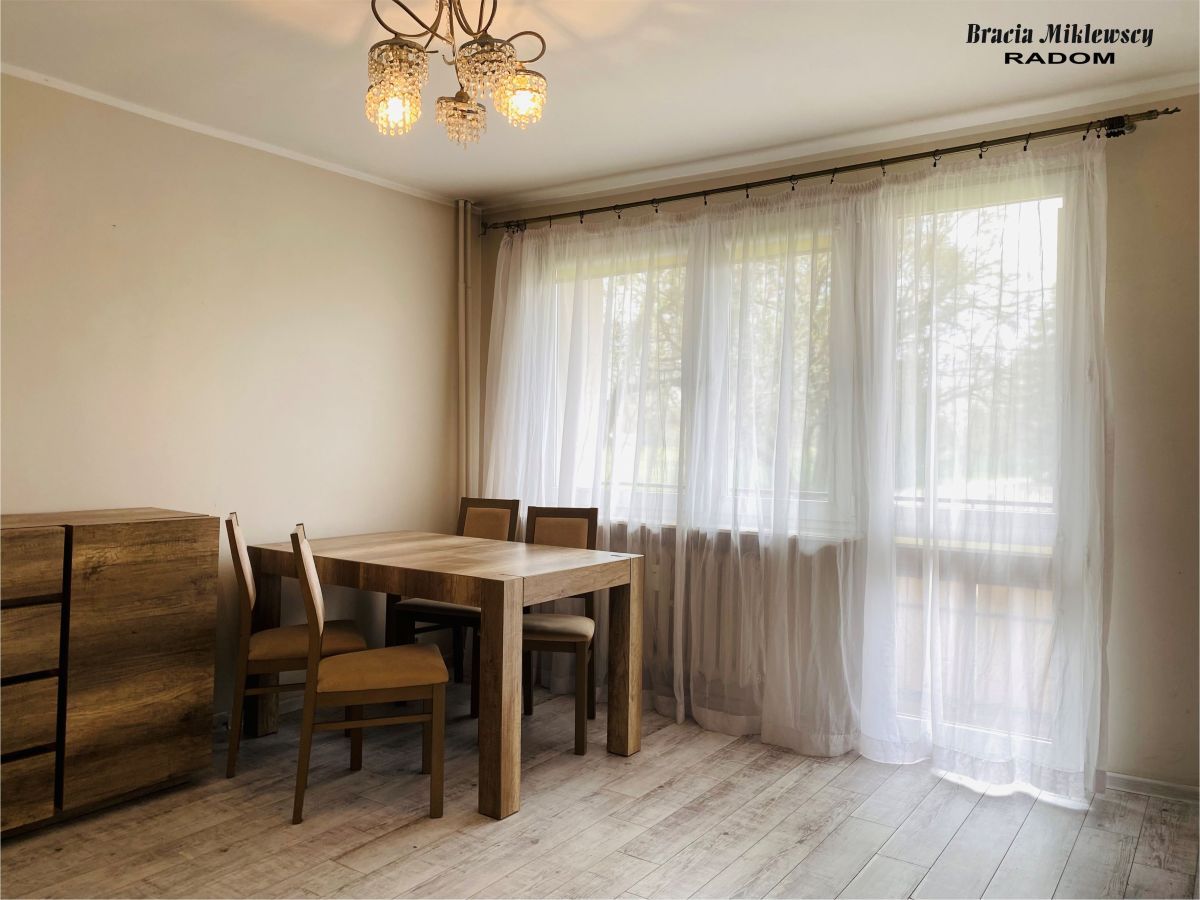 Mieszkanie 4-pokojowe Radom Ustronie, ul. Osiedlowa. Zdjęcie 1