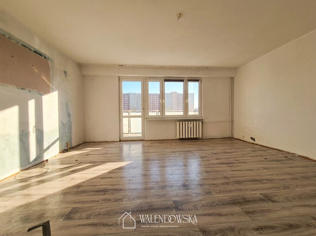 Mieszkanie 3-pokojowe Słupsk, ul. gen. Tadeusza Bora-Komorowskiego. Zdjęcie 1