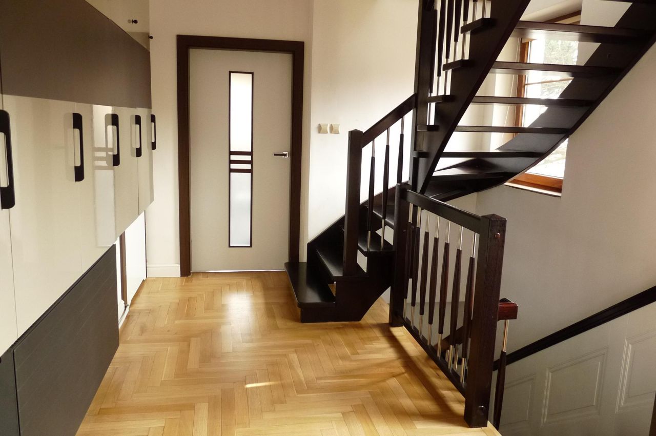 dom wolnostojący, 7 pokoi Reda Ciechocino, ul. Gawędy. Zdjęcie 11