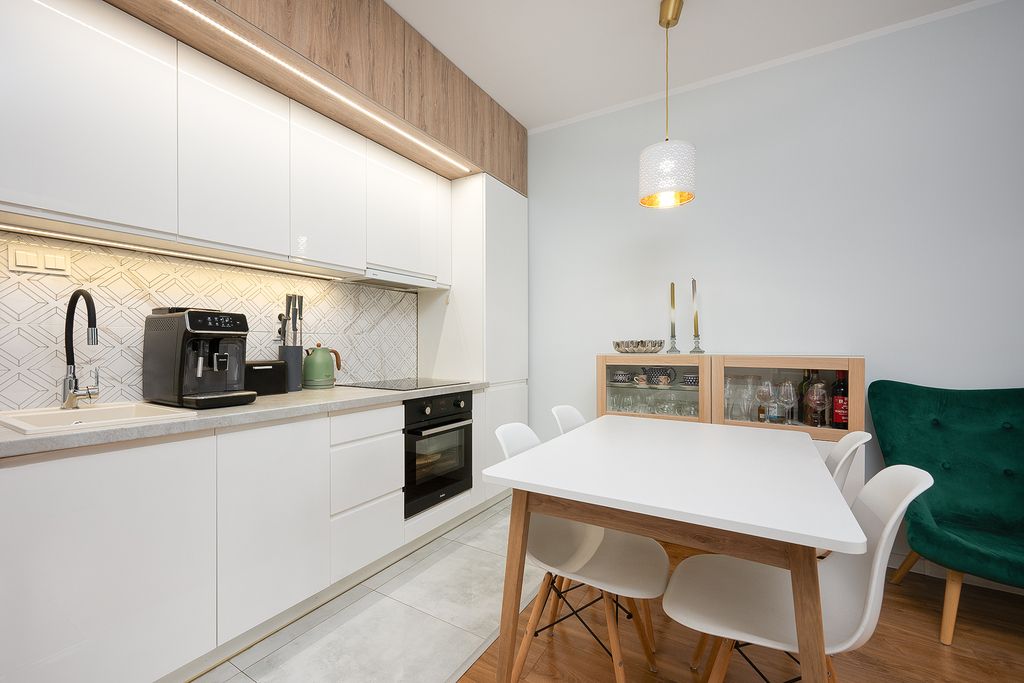 Mieszkanie 3-pokojowe Łódź. Zdjęcie 6