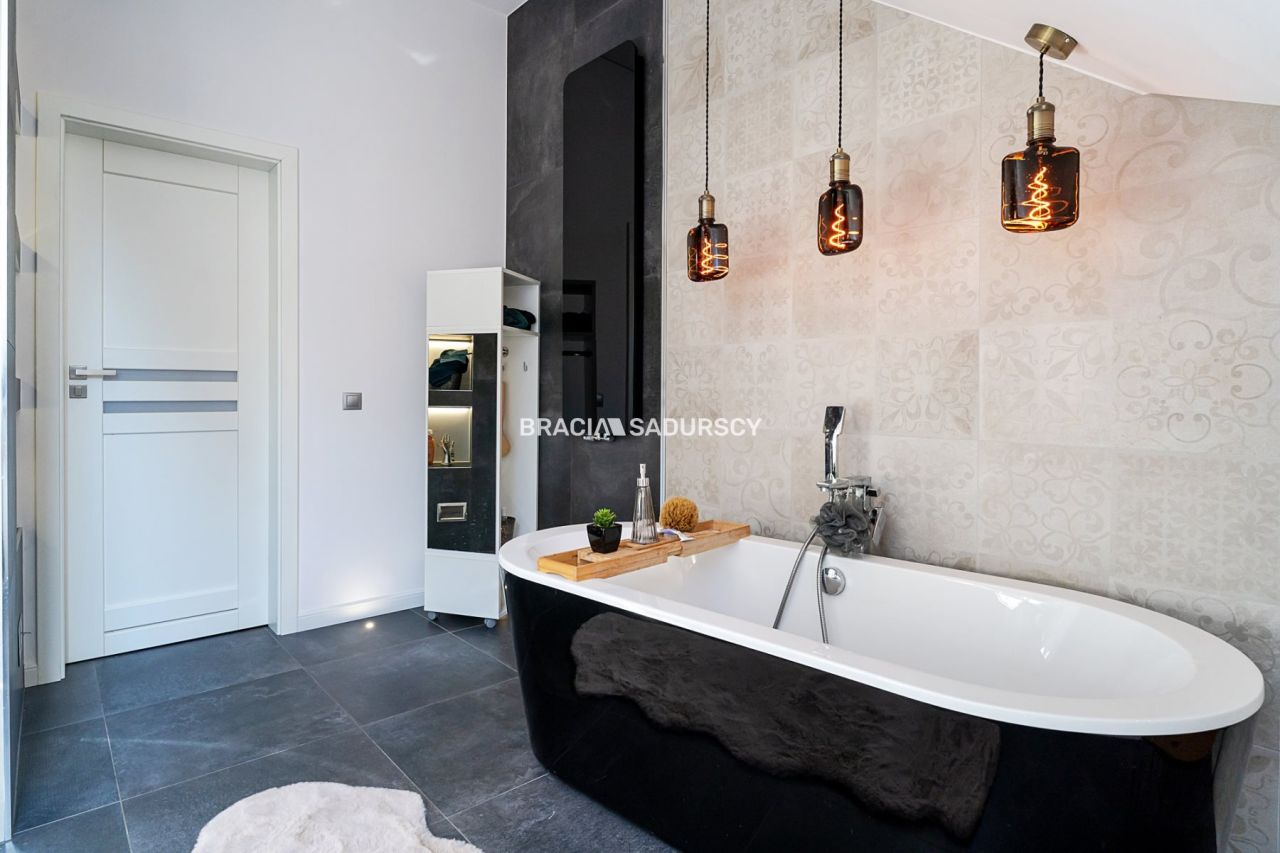 dom wolnostojący, 6 pokoi Wietrzychowice. Zdjęcie 23