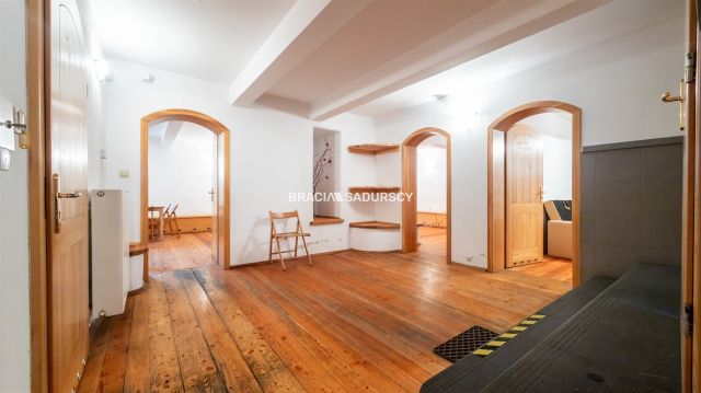 dom wolnostojący, 13 pokoi Kraków Prądnik Czerwony, ul. Pocieszka. Zdjęcie 16