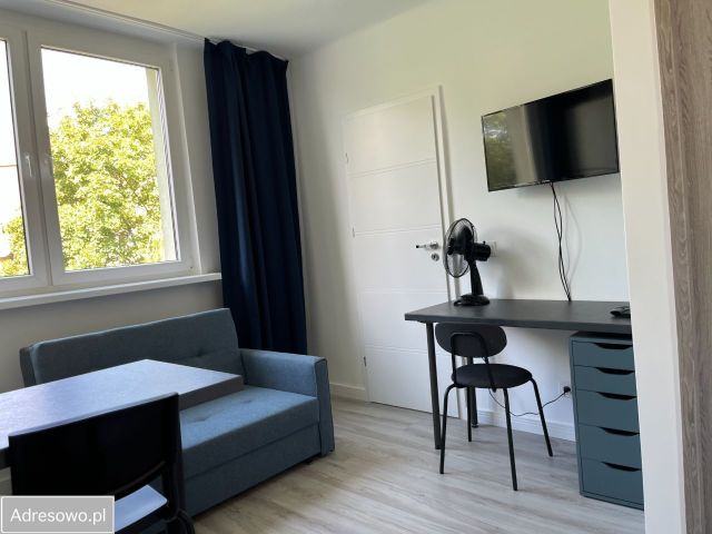 Mieszkanie 4-pokojowe Warszawa Wola, ul. Szarych Szeregów. Zdjęcie 1