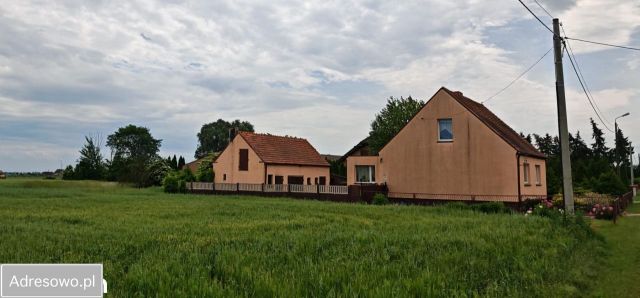 dom wolnostojący, 4 pokoje Zakrzew. Zdjęcie 1