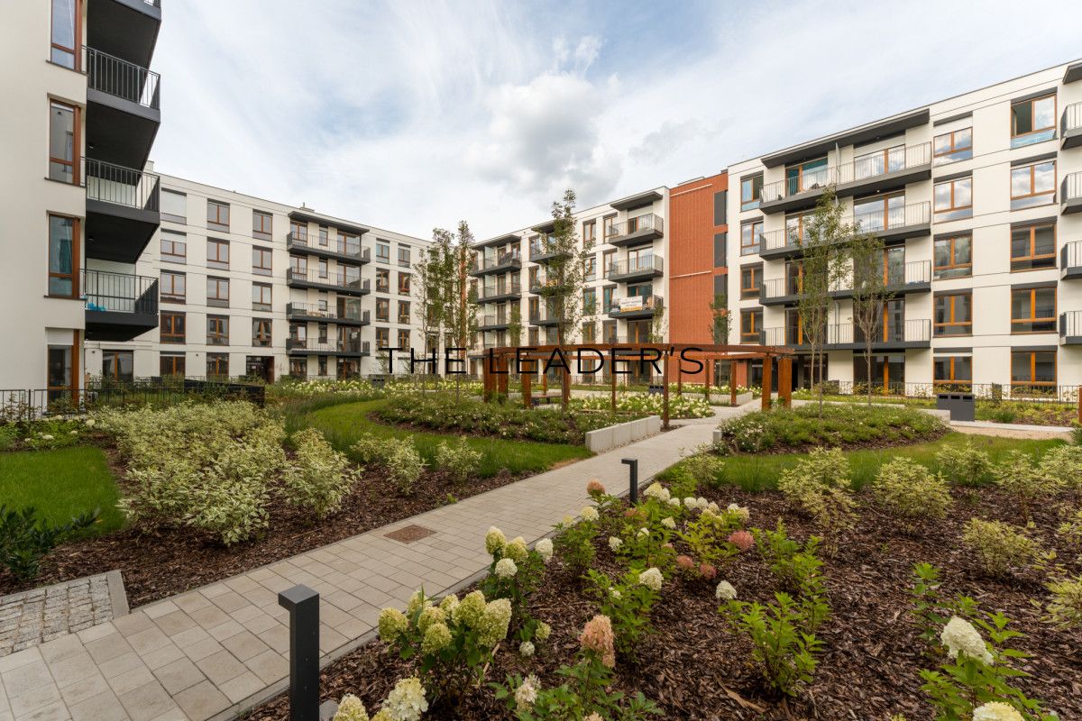 Mieszkanie 3-pokojowe Warszawa Wilanów, ul. Jerzego Holzera. Zdjęcie 9