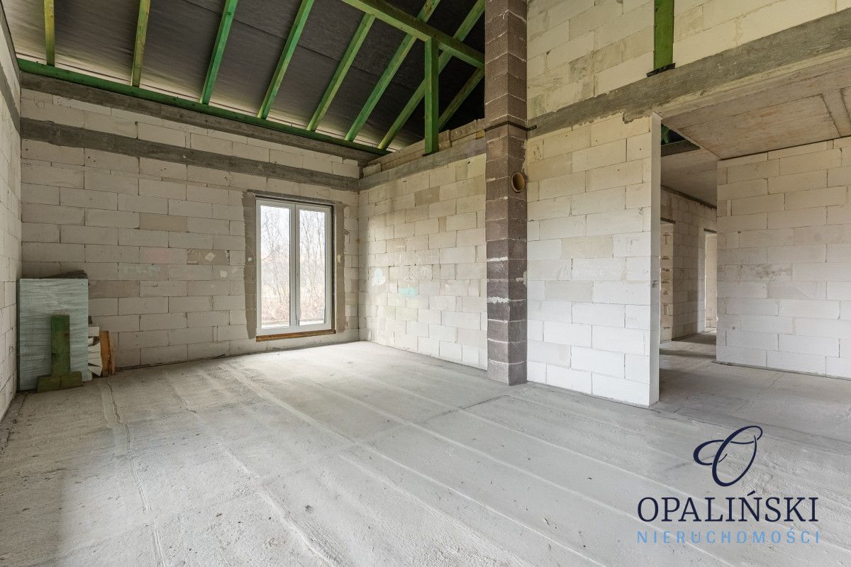 dom wolnostojący, 5 pokoi Brzóza Królewska. Zdjęcie 3