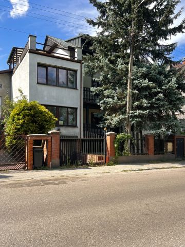 dom wolnostojący, 10 pokoi Ciechanów Centrum, ul. Jesionowa. Zdjęcie 1